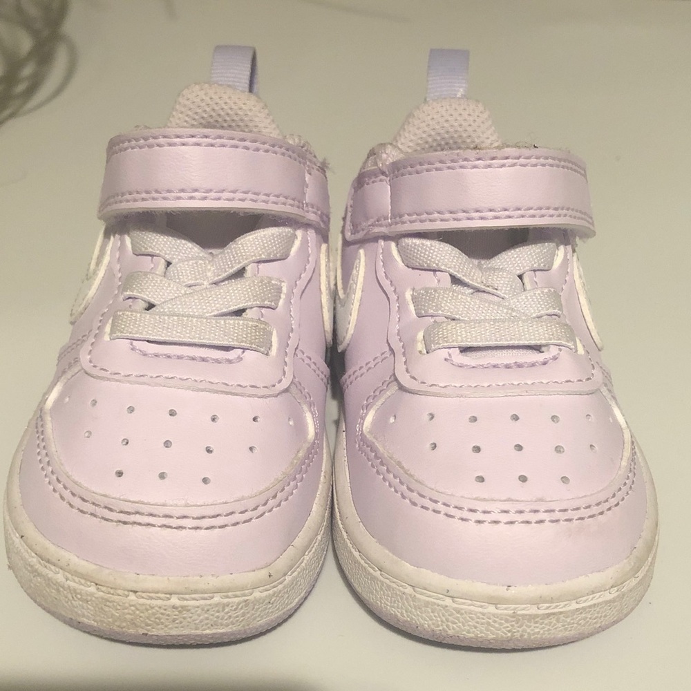 Nike Night court low recraft toddler size 5C barely grape Hook & Loop Sneakers